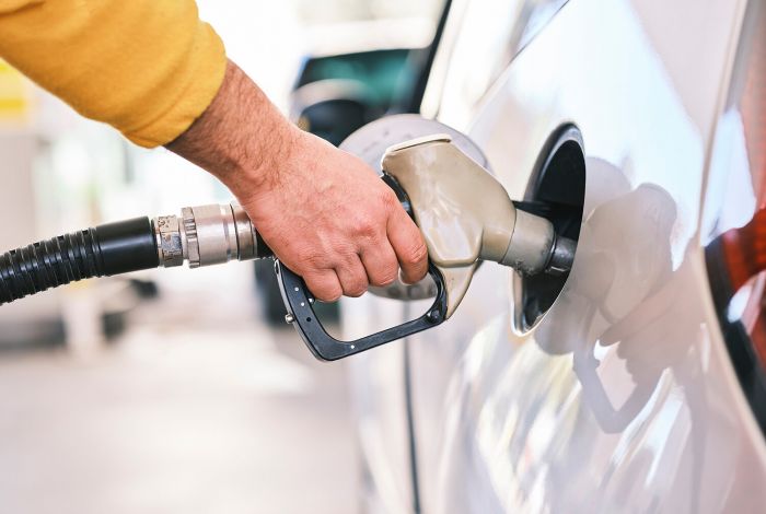 Can you be fined for running out of fuel in your car or van?