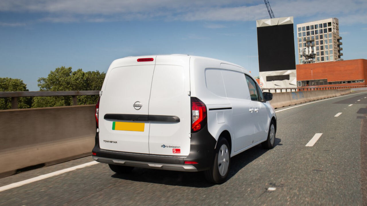 NISSAN TOWNSTAR L1 ELECTRIC 90kW Tekna+ Van Auto 45kWh